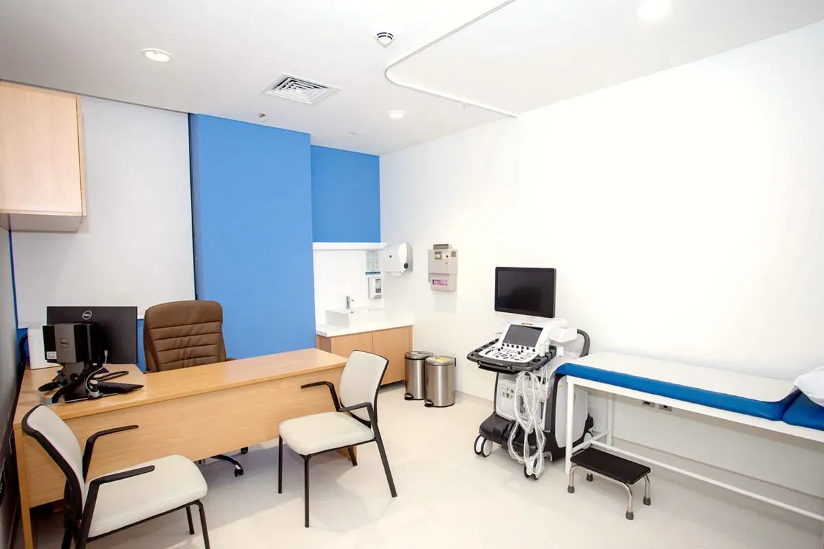 Consulting room at Dubai London Hospital